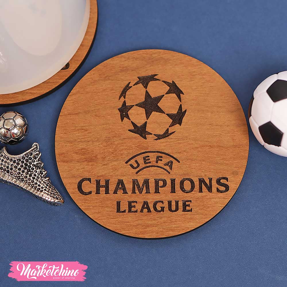 قاعدة أكواب خشب دوري أبطال أوروبا