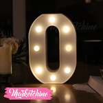 حرف أكريليك مضئ